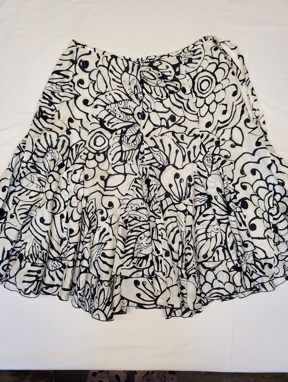 Lafayette 148 New York Sz 4 Black White Floral Linen Tiered Ruffle Skirt